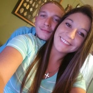 Meet your Posher, Eva